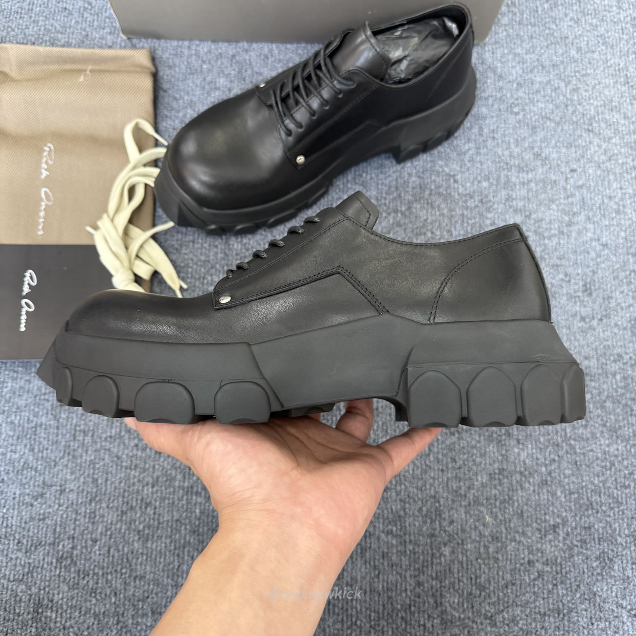 Rick Owens Mega Tractor Derby Shoes Black (3) - www.newkick.vip